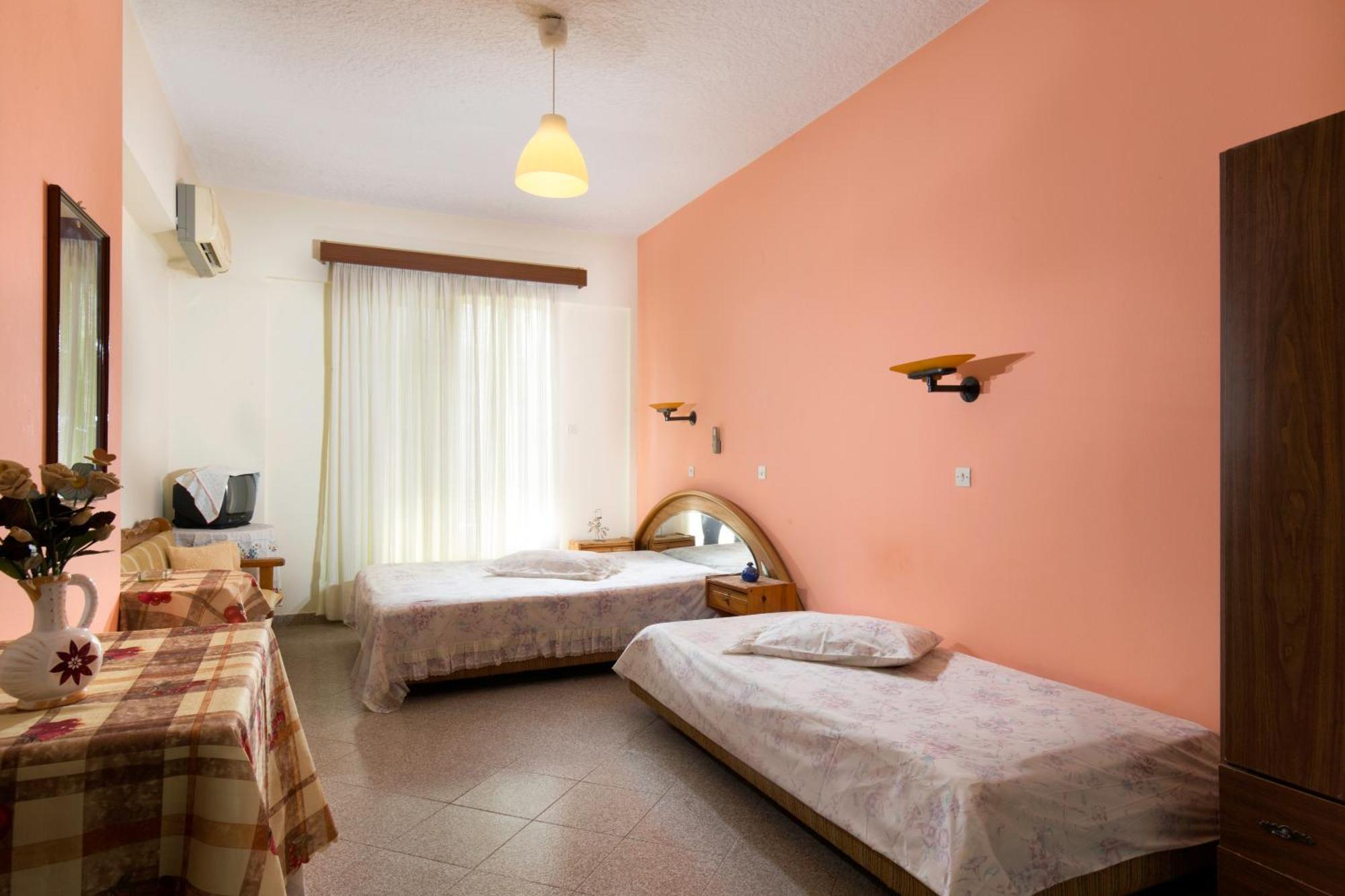 Cozy Archangelos Apartments With Private Parking Esterno foto