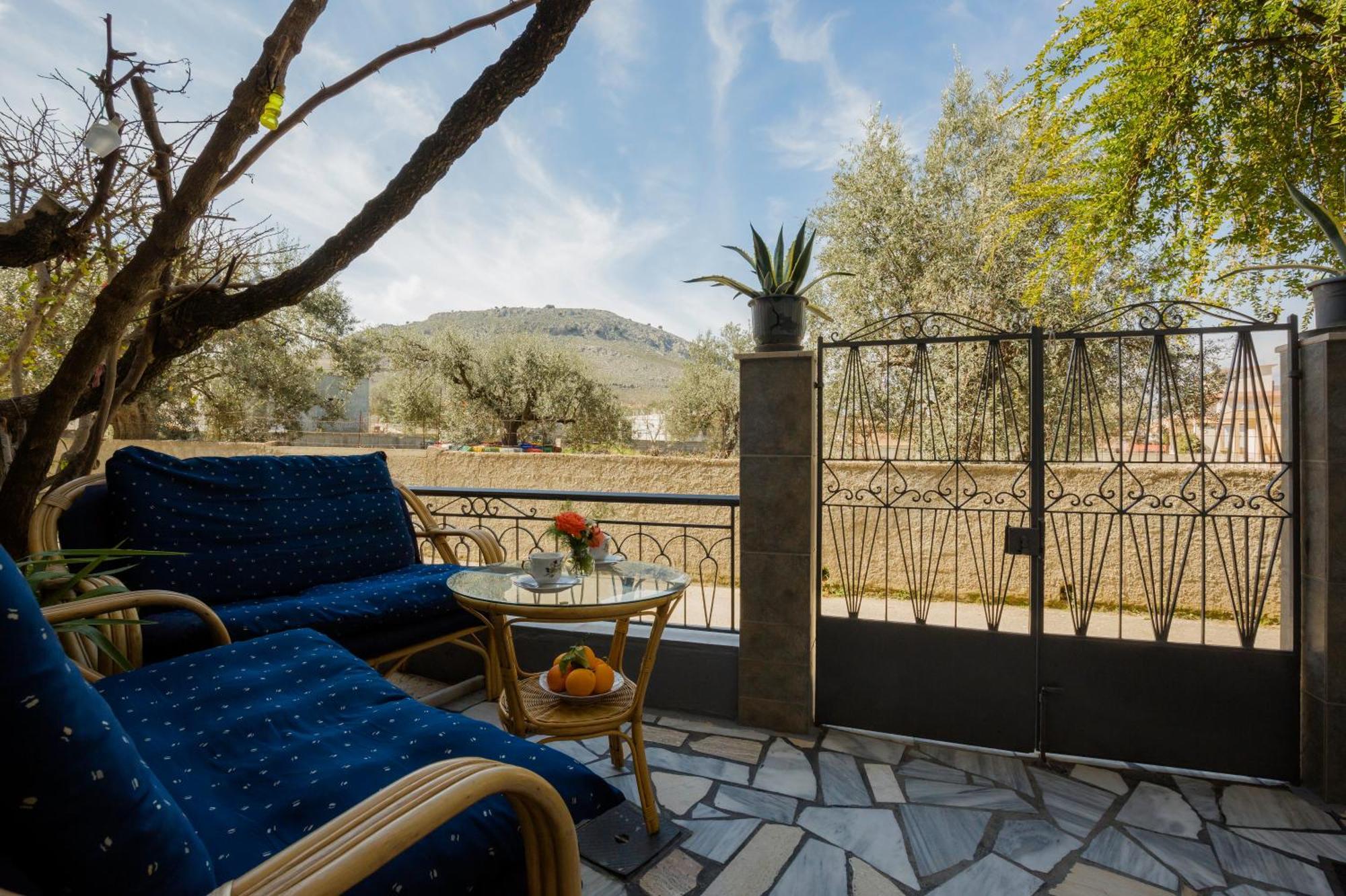 Cozy Archangelos Apartments With Private Parking Esterno foto